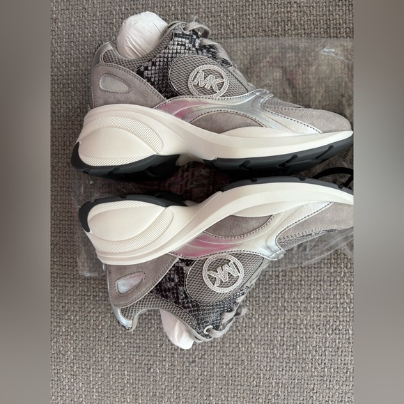 Michael Kors Zuma Snake Embossed Leather Trainer Sneakers Size9( NOT OUTLET ) - Picture 7 of 16